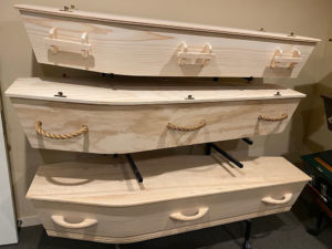 Casket Pine Natural, Natural Ply Rope, Unpolished Veneer